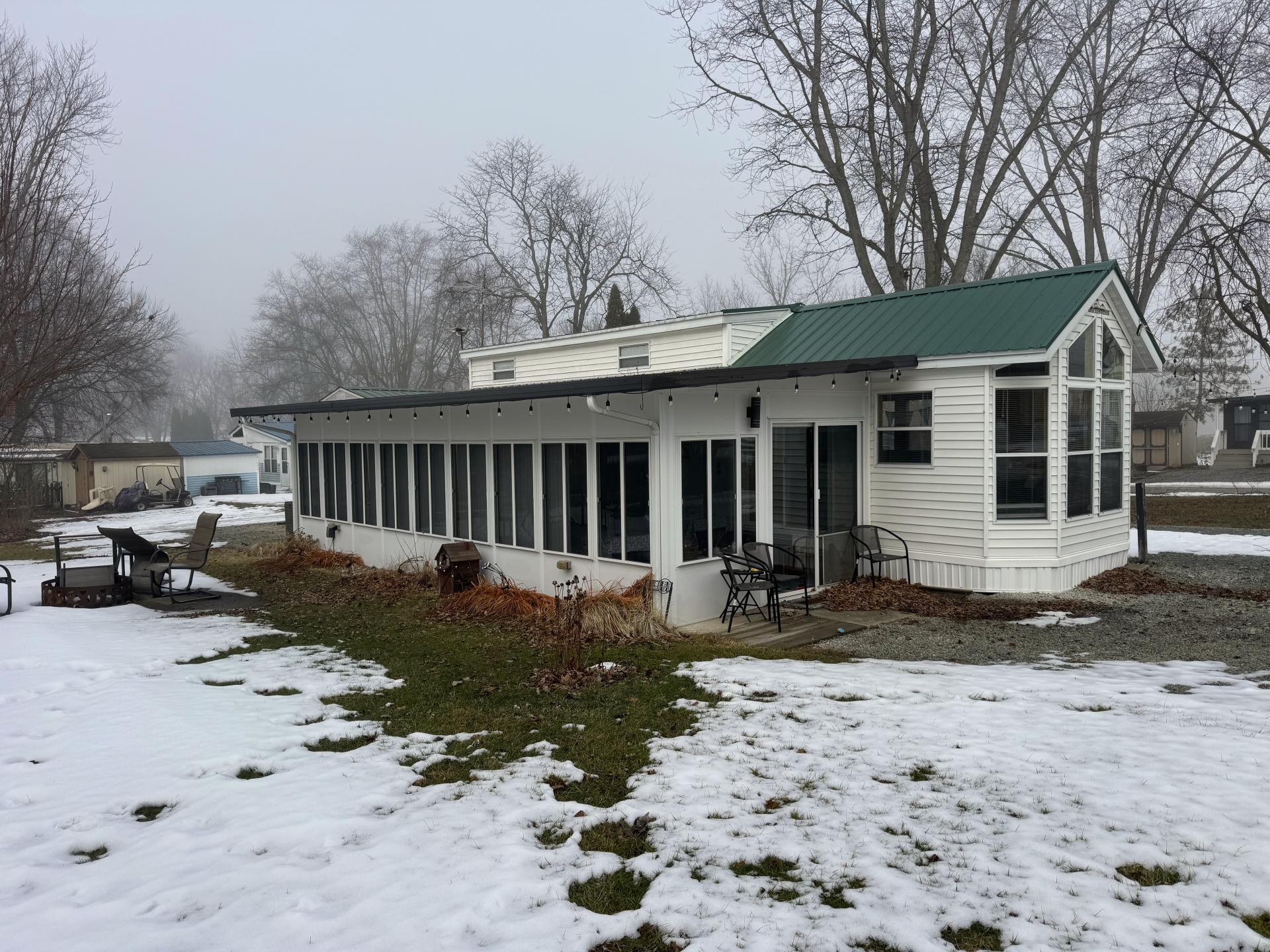 Lot_296_for_sale_at_Pierceton_Jellystone