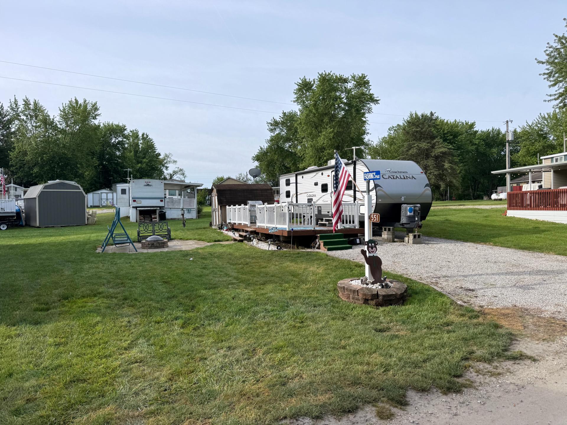 Lot 551