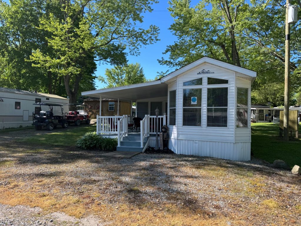Lot_708_for_sale_at_Pierceton_Jellystone