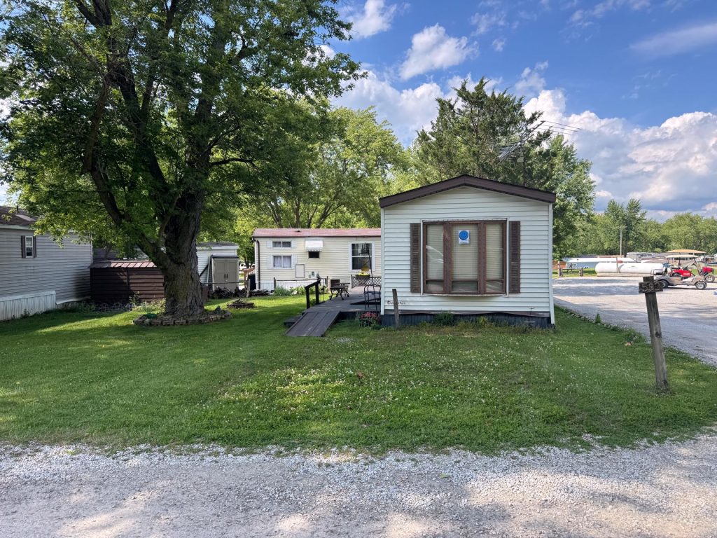 Lot 582