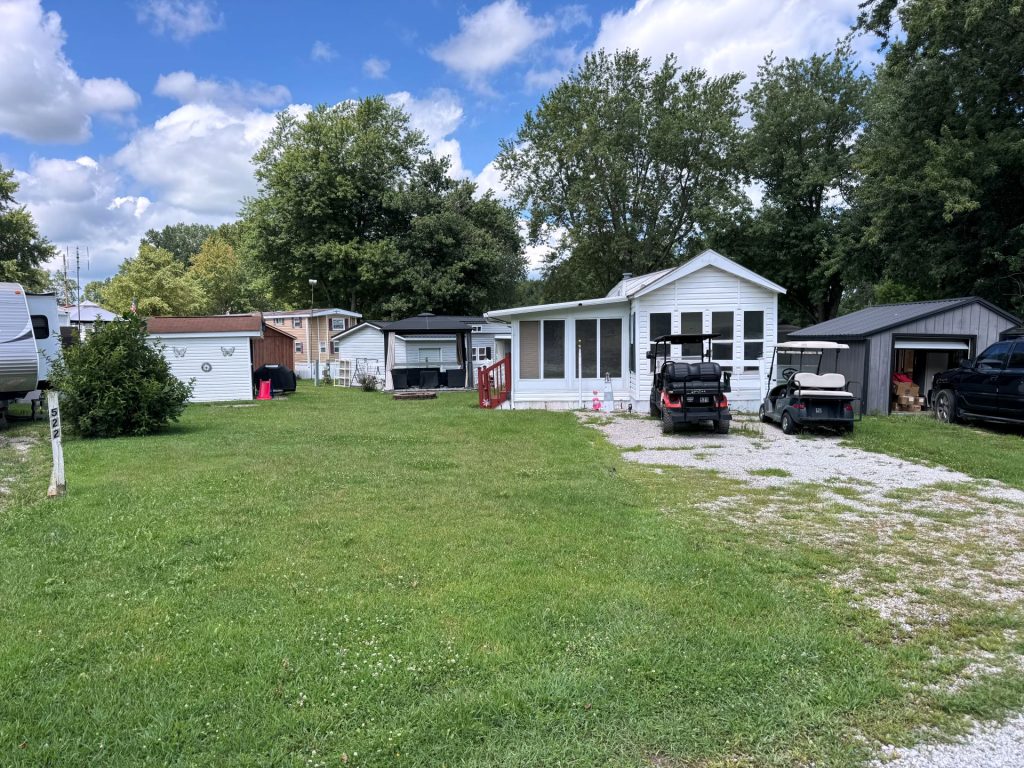 Lot 521